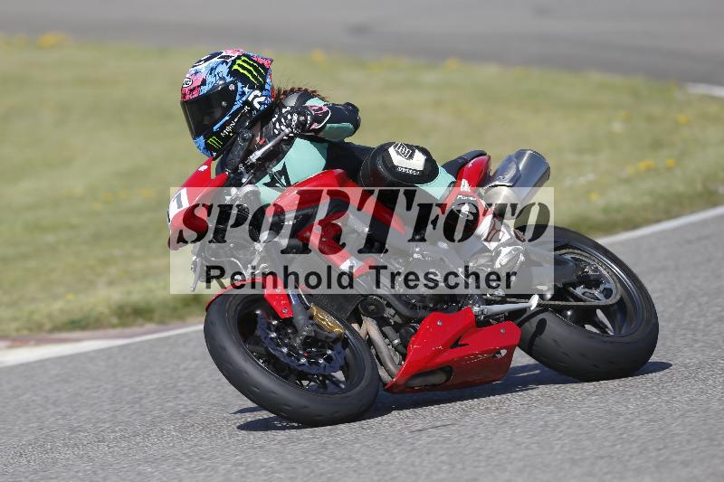 /07 09.04.2026 Cornu Master School ADR/Gruppe blau/11